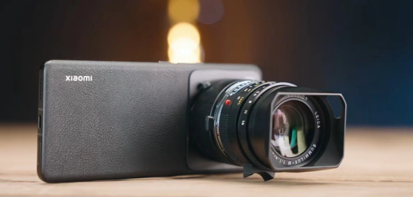 Xiaomi представила концепт смартфона со сменными объективами от Leica